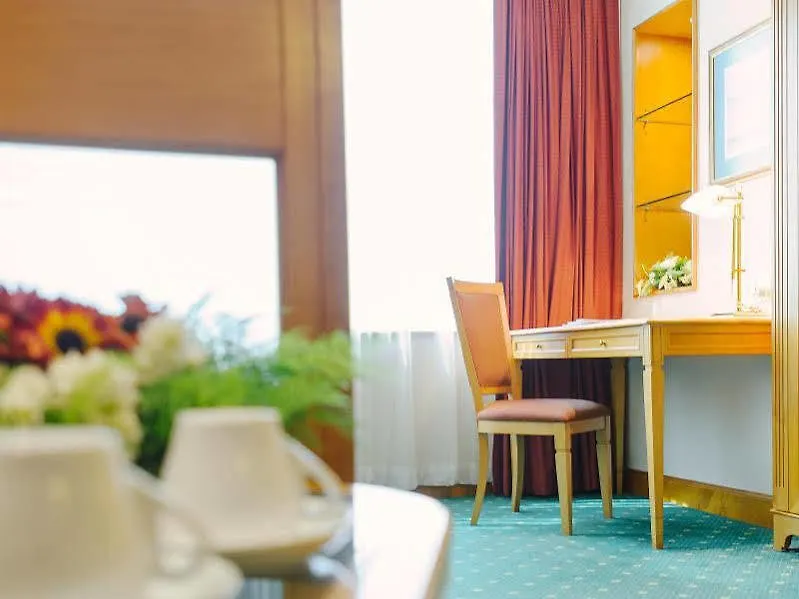 Best Western Plus Hotel Hong Kong