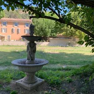 Clos Augusta 3 Hébergement de vacances