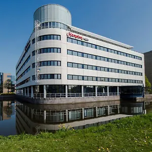hampton-by-hilton-amsterdam-airport-schiphol.utrechthotels.net/